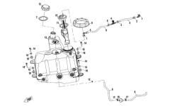 CFMoto CForce 850 Kraftstofftank