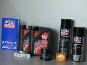 Aprilia Tuono 457 Wartung