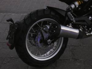 Benelli Leonchino 500 Auspuff trail