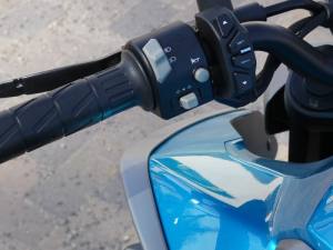 CFMoto125nk blau nah