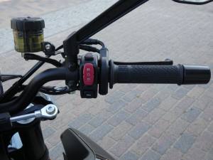 CFMoto 675 NK nah blau