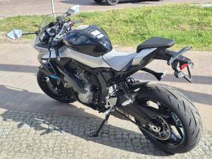 CF 675 SR R seitlich