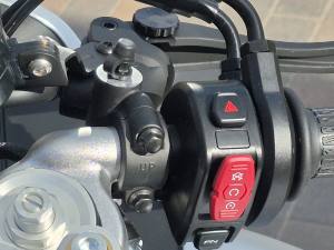 CFMoto 675 SR-R Schwarz