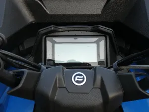 CFMoto CForce 625 Touring Servo DLX blau (ohne Kofferset)