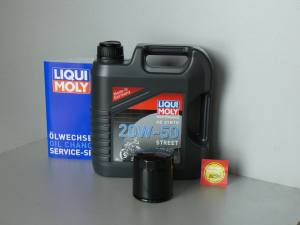 Harley Davidson FLHTKL 1690 Ölwechsel