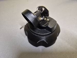 Original Tankdeckel versperrbar CFMOTO 450, 550, 520, 800, 850, 1000  *BLACK WEEKS*