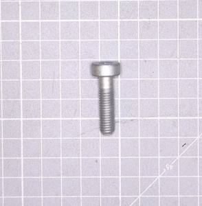 Schraube 675 srr