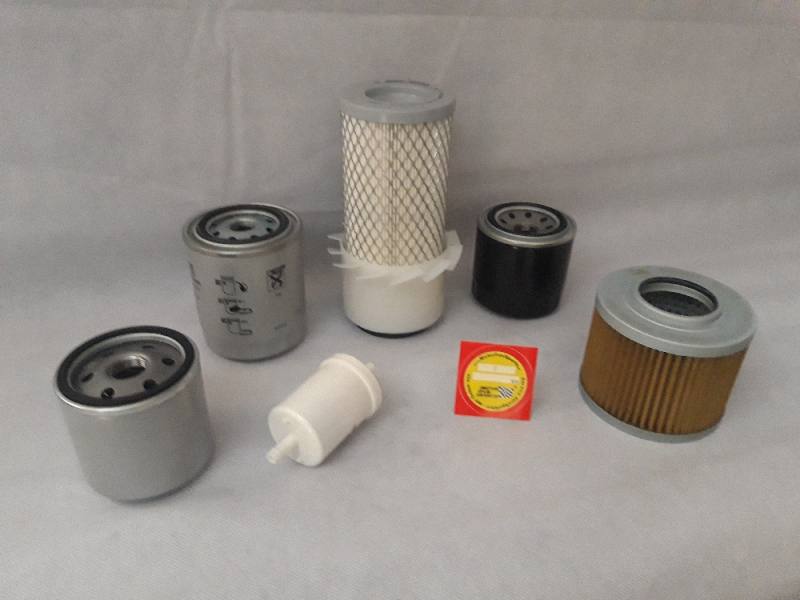 Filter-Set (klein) Für Kubota KH 35 Mit Motor D850BHW – Ölfilter, Luftfilter, 2x Kraftstofffilter, Erstausrüster-Qualität
